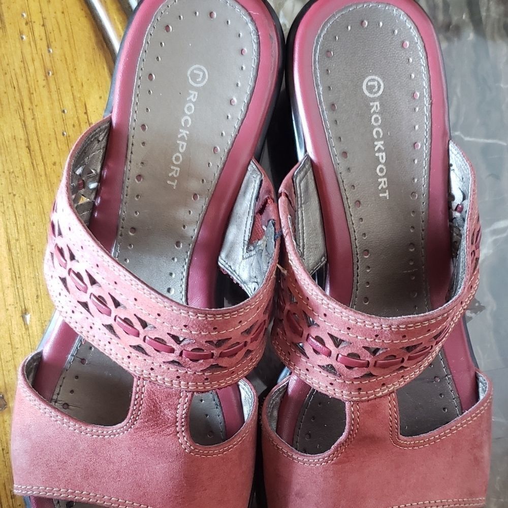 Rockport mauve sandles